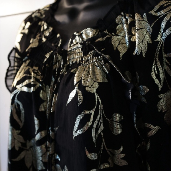Black and Gold Floral Blouse - Picture 5 of 10
